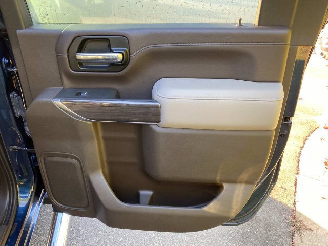 Used 2020 Chevrolet Silverado 2500 LTZ w/ LTZ Premium Package AWD/4WD image 36