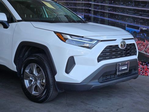 Certified 2025 Toyota RAV4 XLE AWD/4WD image 2