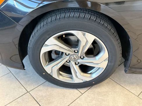 Certified 2018 Honda Accord EX-L image 14