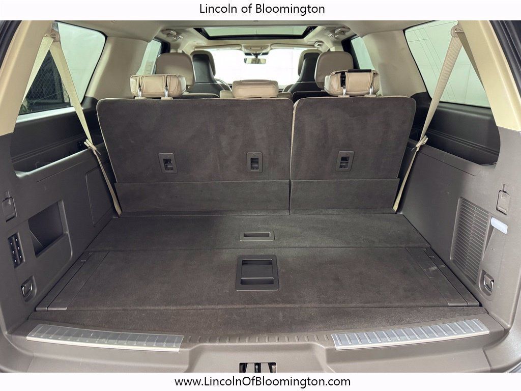 Certified 2022 Lincoln Navigator L Reserve AWD/4WD image 15