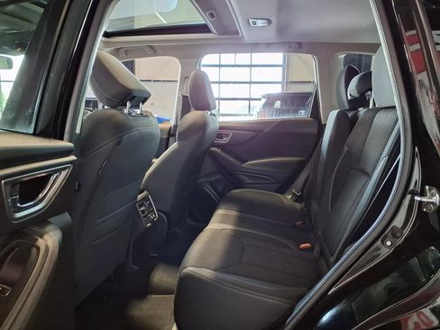 Used 2024 Subaru Forester Premium AWD/4WD image 14