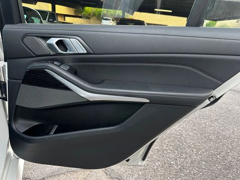 Used 2020 BMW X7 M50i w/ Executive Package image 28