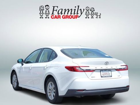 Certified 2025 Toyota Camry LE image 3