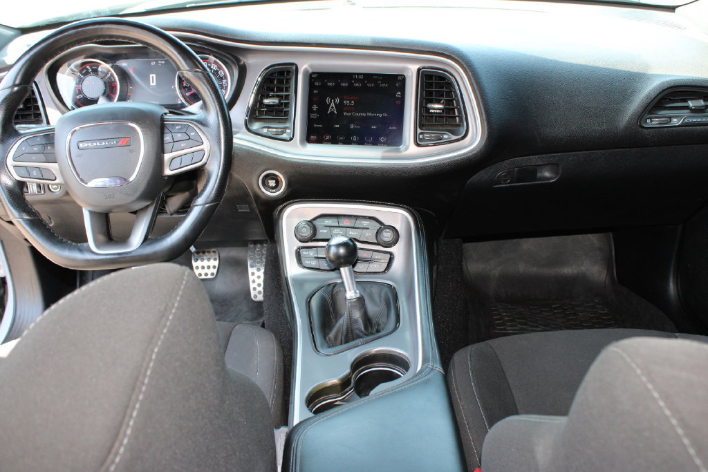 Used 2022 Dodge Challenger R/T w/ Performance Handling Group RWD image 11