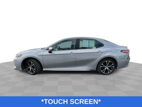 Used 2019 Toyota Camry SE image 6