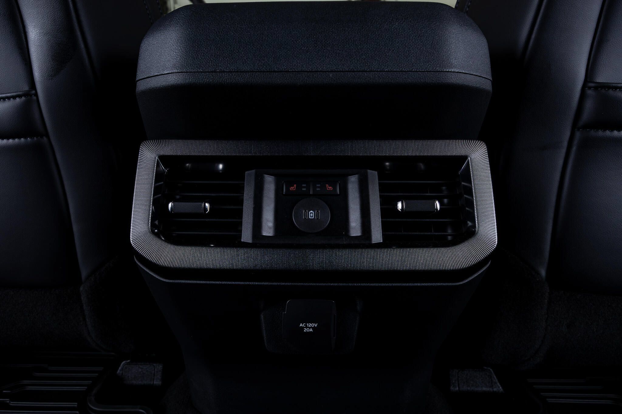 Used 2026 Ford F450 Platinum AWD/4WD image 31