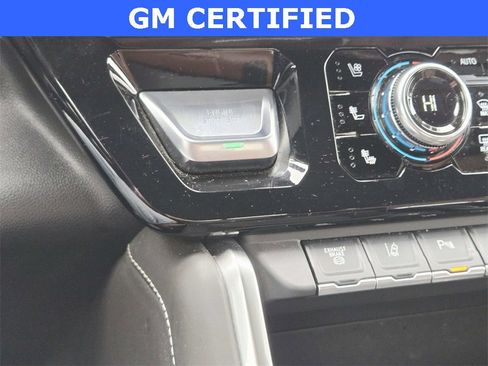 Certified 2024 GMC Sierra 2500 Denali Ultimate image 39