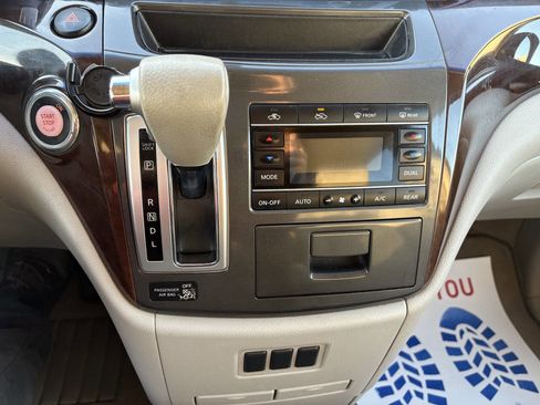 Used 2011 Nissan Quest SV image 35