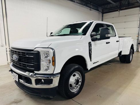 Used 2024 Ford F350 XL image 3