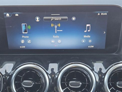 Used 2026 Mercedes-Benz GLA 250 250 image 10