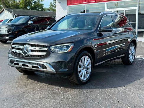 Used 2020 Mercedes-Benz GLC 300 image 3