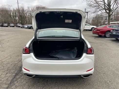 Used 2023 Lexus ES 350 w/ Premium Package image 30