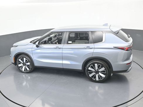 New 2026 Mitsubishi Outlander SE image 59