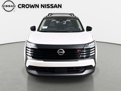New 2026 Nissan Kicks SR FWD image 2