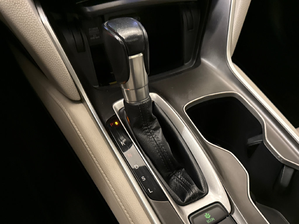 Used 2021 Honda Accord EX-L image 28