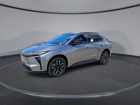 New 2026 Toyota bZ FWD image 4