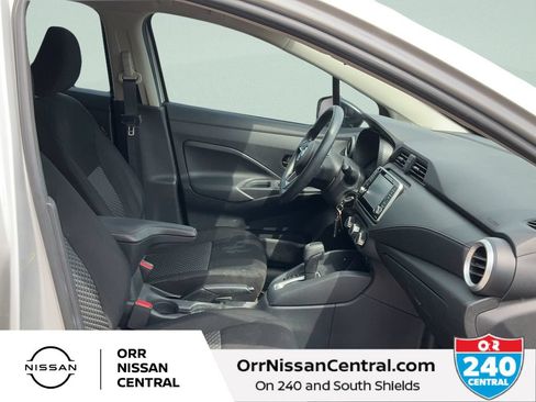 Used 2022 Nissan Versa S w/ Trunk Package FWD image 11