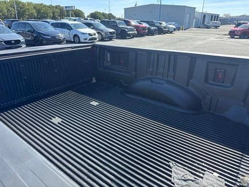 Used 2020 Ford F350 Lariat w/ Lariat Ultimate Package AWD/4WD image 6