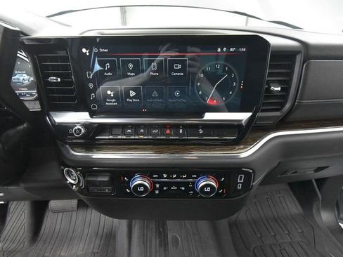 Used 2024 GMC Sierra 1500 SLE image 34