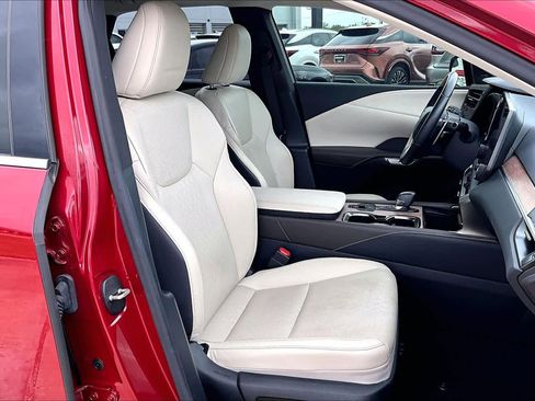 Used 2023 Lexus RX 350 Premium Plus w/ Accessory Package FWD image 9