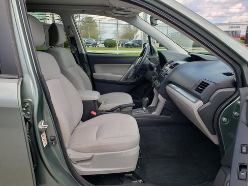 Used 2014 Subaru Forester 2.5i Premium w/ All-Weather Package image 18