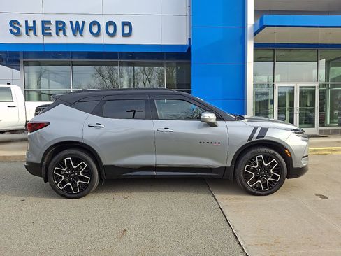 Used 2023 Chevrolet Blazer RS w/ Driver Confidence II Package image 7