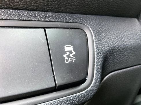Certified 2024 Kia Forte LXS FWD image 32