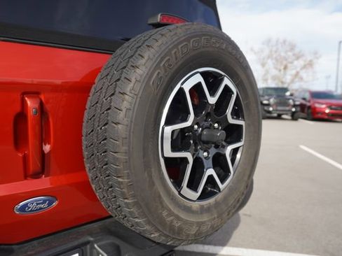 Used 2023 Ford Bronco Outer Banks image 40