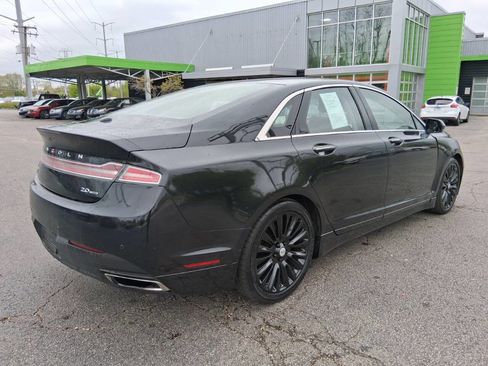 Used 2013 Lincoln MKZ FWD image 6