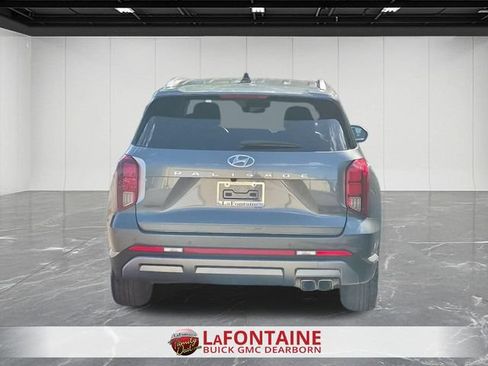 Used 2024 Hyundai Palisade SEL FWD image 4