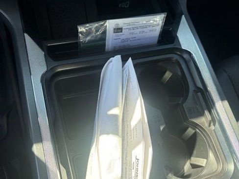 Used 2024 Ford F350 Lariat w/ FX4 Off-Road Package image 5