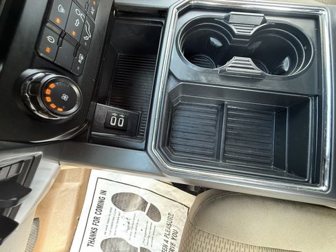 Used 2017 Ford F250 XLT w/ XLT Value Package image 24