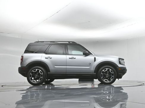 Certified 2022 Ford Bronco Sport Outer Banks w/ Tech Package AWD/4WD image 51