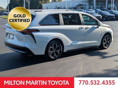 Certified 2026 Toyota Sienna Platinum