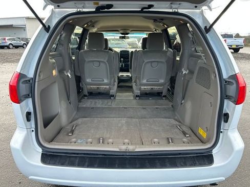 Used 2009 Toyota Sienna CE image 14