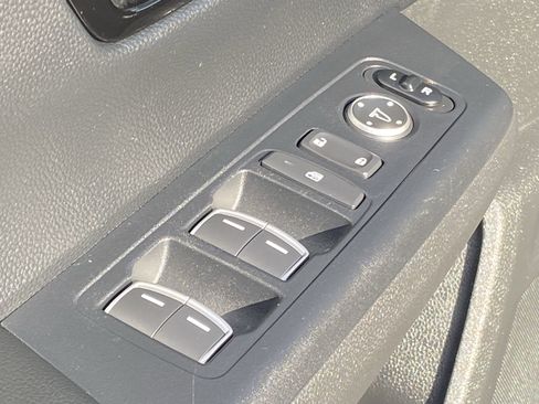 Used 2025 Honda CR-V EX-L image 30