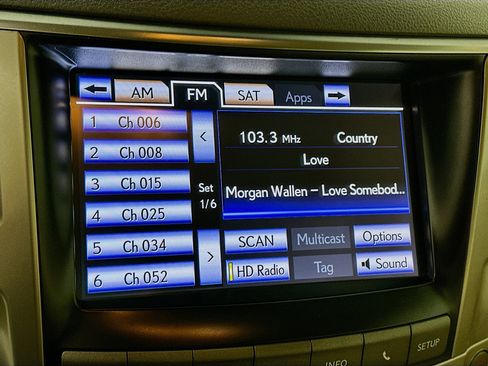 Used 2013 Lexus LX 570 4WD image 19