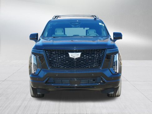 New 2026 Cadillac Escalade Platinum Sport image 2