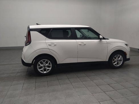 Used 2025 Kia Soul LX image 10