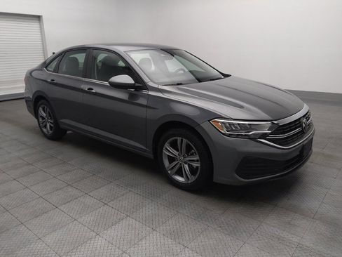 Used 2024 Volkswagen Jetta SE image 11