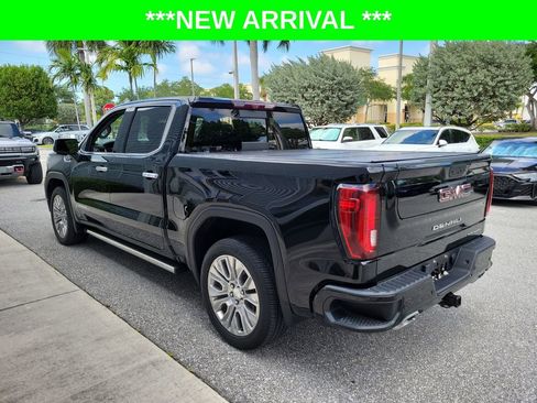 Used 2022 GMC Sierra 1500 Denali w/ Denali Reserve Package AWD/4WD image 3