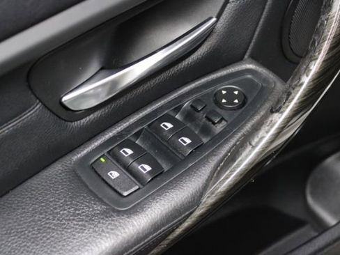 Used 2013 BMW 328i xDrive Sedan image 10