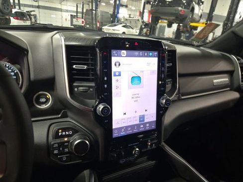 Used 2025 RAM 1500 Big Horn AWD/4WD image 15