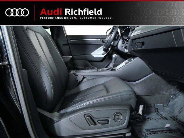 Certified 2023 Audi Q3 2.0T Premium Plus w/ Premium Plus Package AWD/4WD image 27