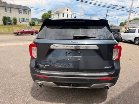 Used 2022 Ford Explorer Limited w/ Equipment Group 301A AWD/4WD image 7