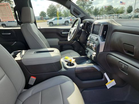 Certified 2022 GMC Sierra 1500 SLT w/ SLT Premium Plus Package image 10