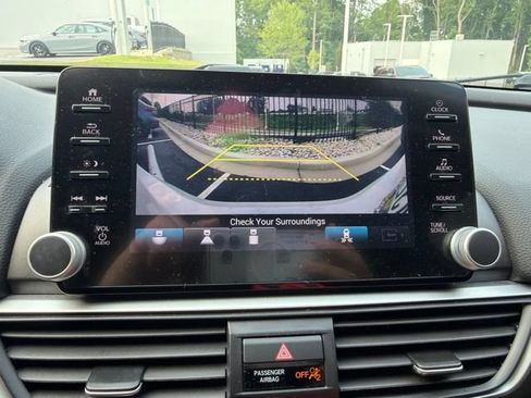 Used 2021 Honda Accord EX-L image 12