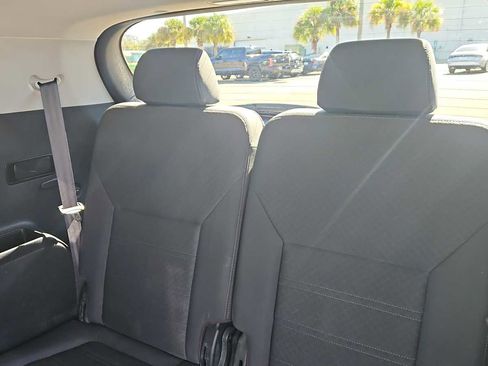 Used 2020 Kia Sorento LX image 25