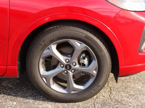 Certified 2023 Ford Escape ST-Line w/ Tech Pack #1 image 9