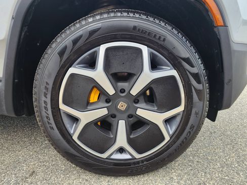 Used 2024 Rivian R1S Adventure AWD/4WD image 33